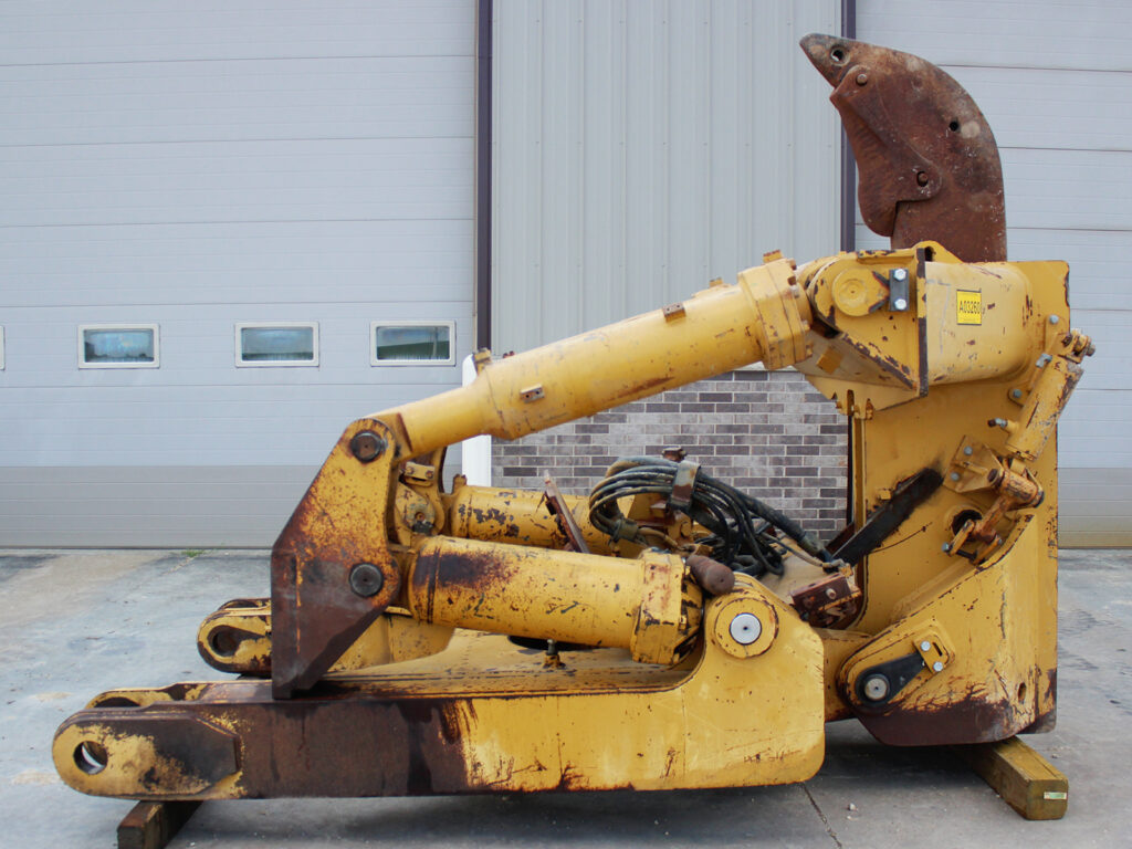 A03260 ~ Cat D10T Single Shank Ripper - J.J. Scheckel