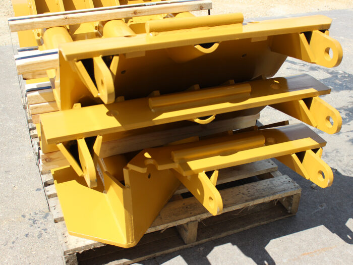 A03379 ~ Cat D11T Belly Pan Set - Image 10